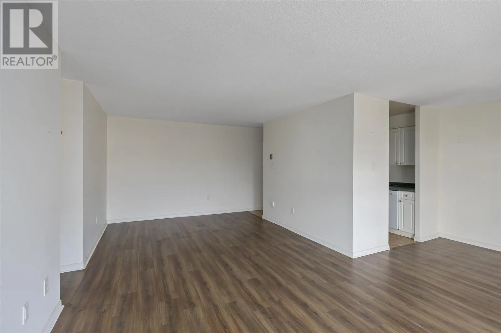 89 Pine ST # 601