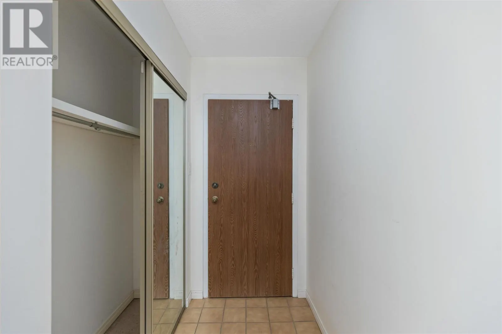 89 Pine ST # 601