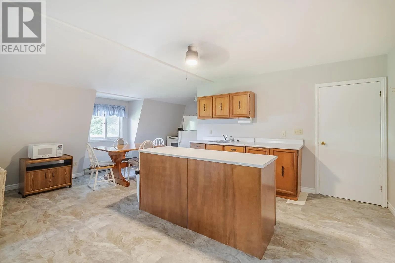1320 Havilland Shores DR