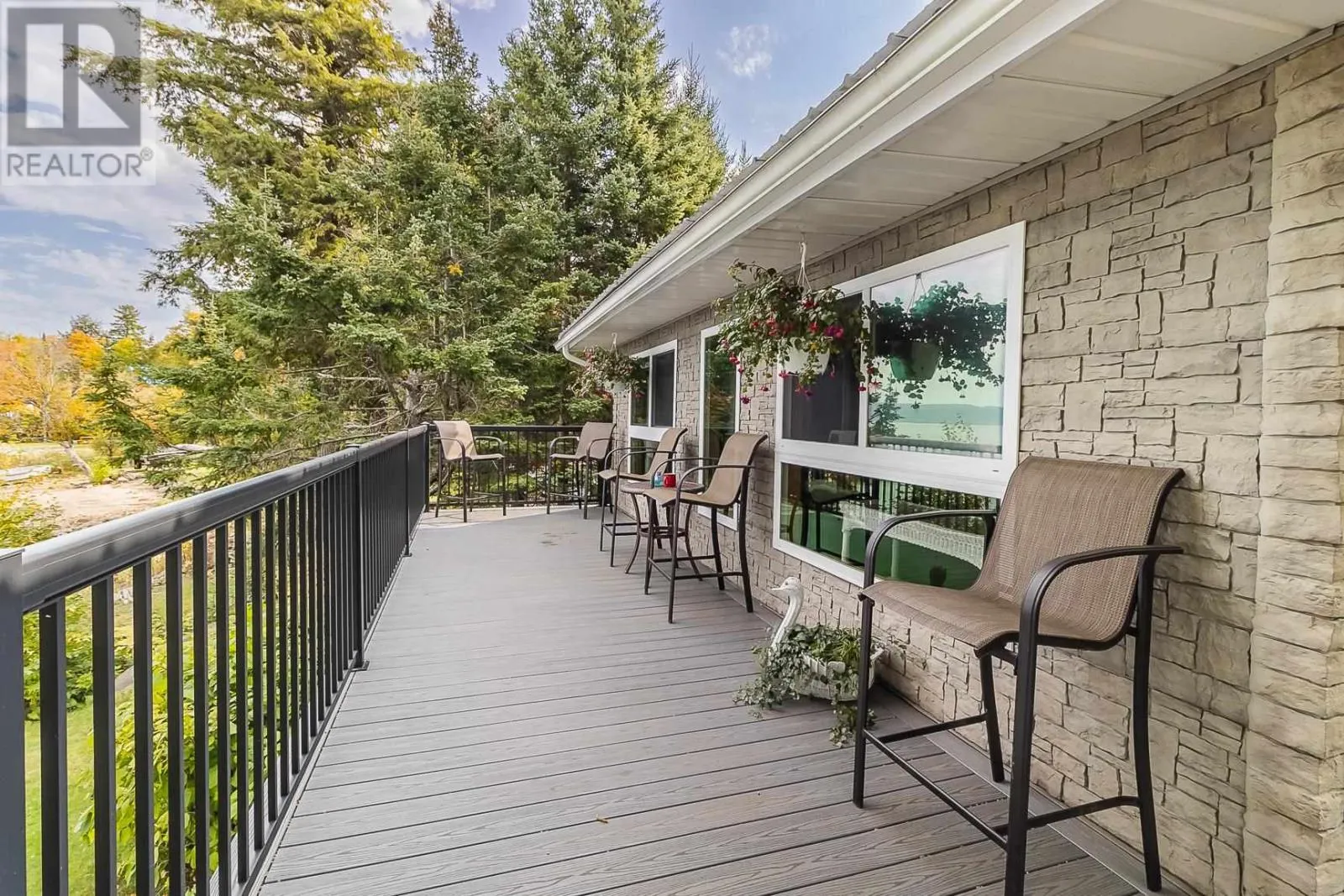 1320 Havilland Shores DR