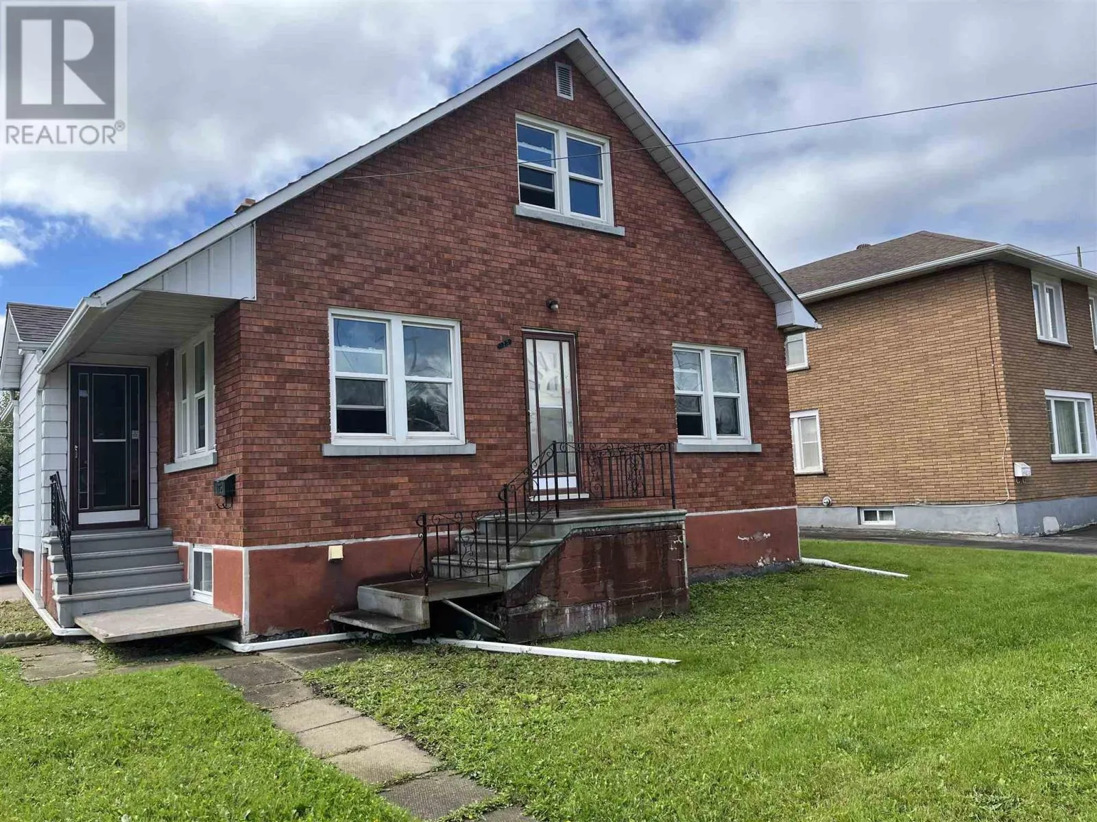 175 Henrietta AVE