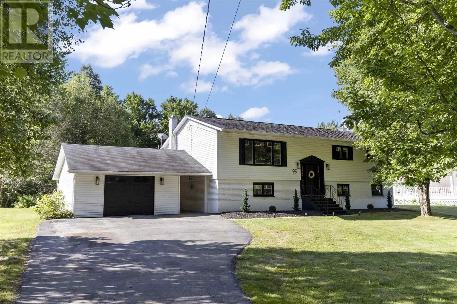 99 Havilland Shores DR