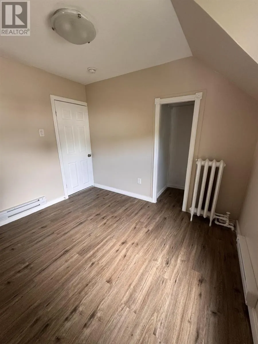 30 Grosvenor AVE