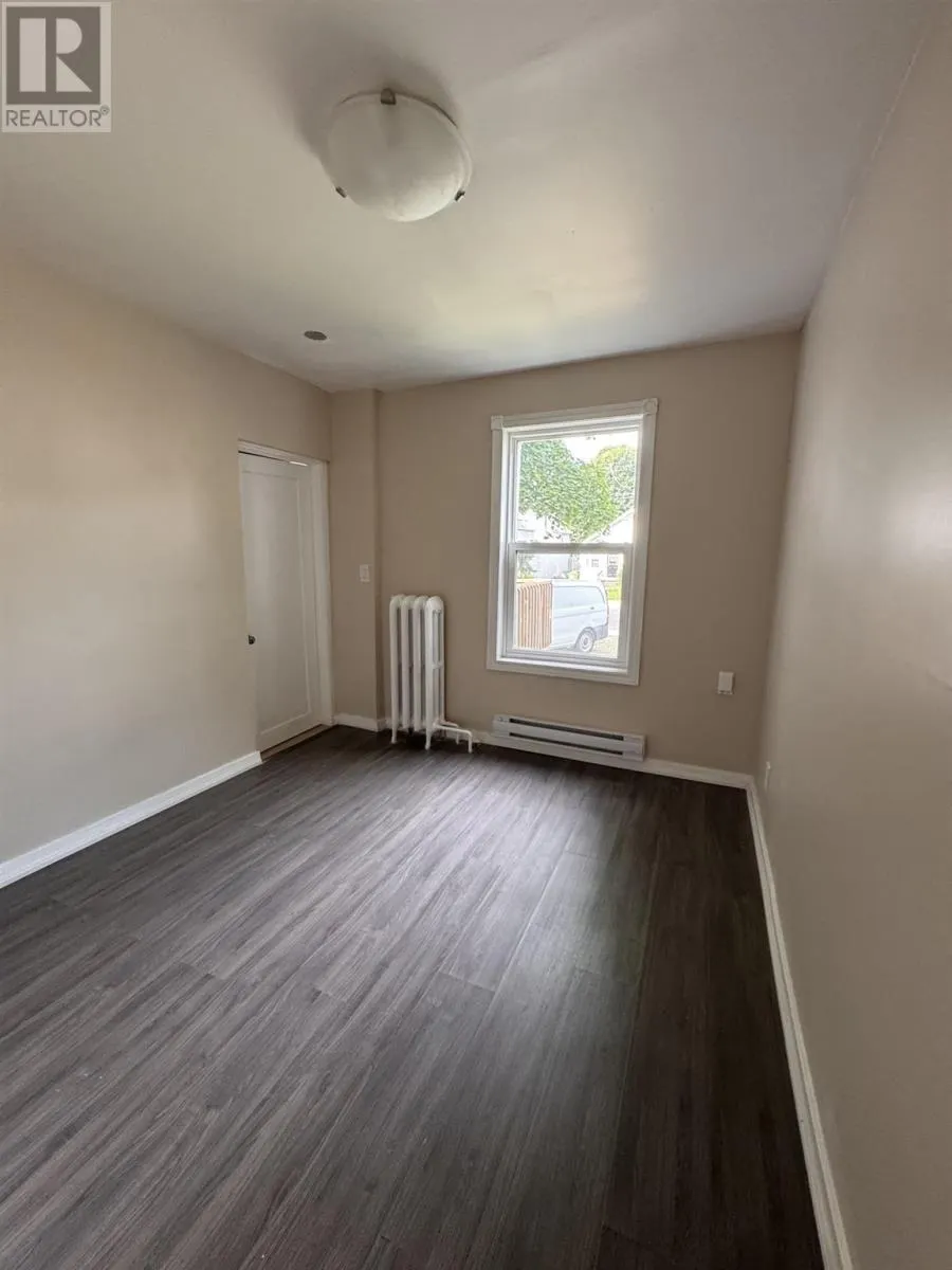 30 Grosvenor AVE