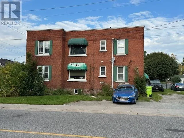 178 Albert ST E
