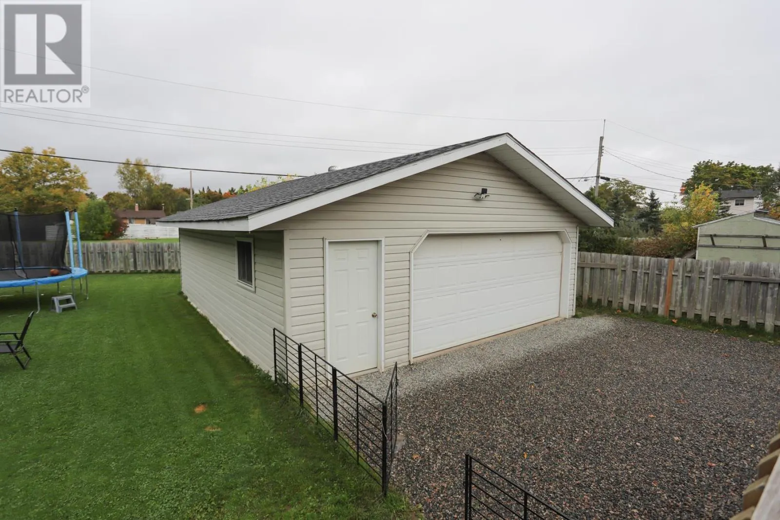 72 Irwin AVE