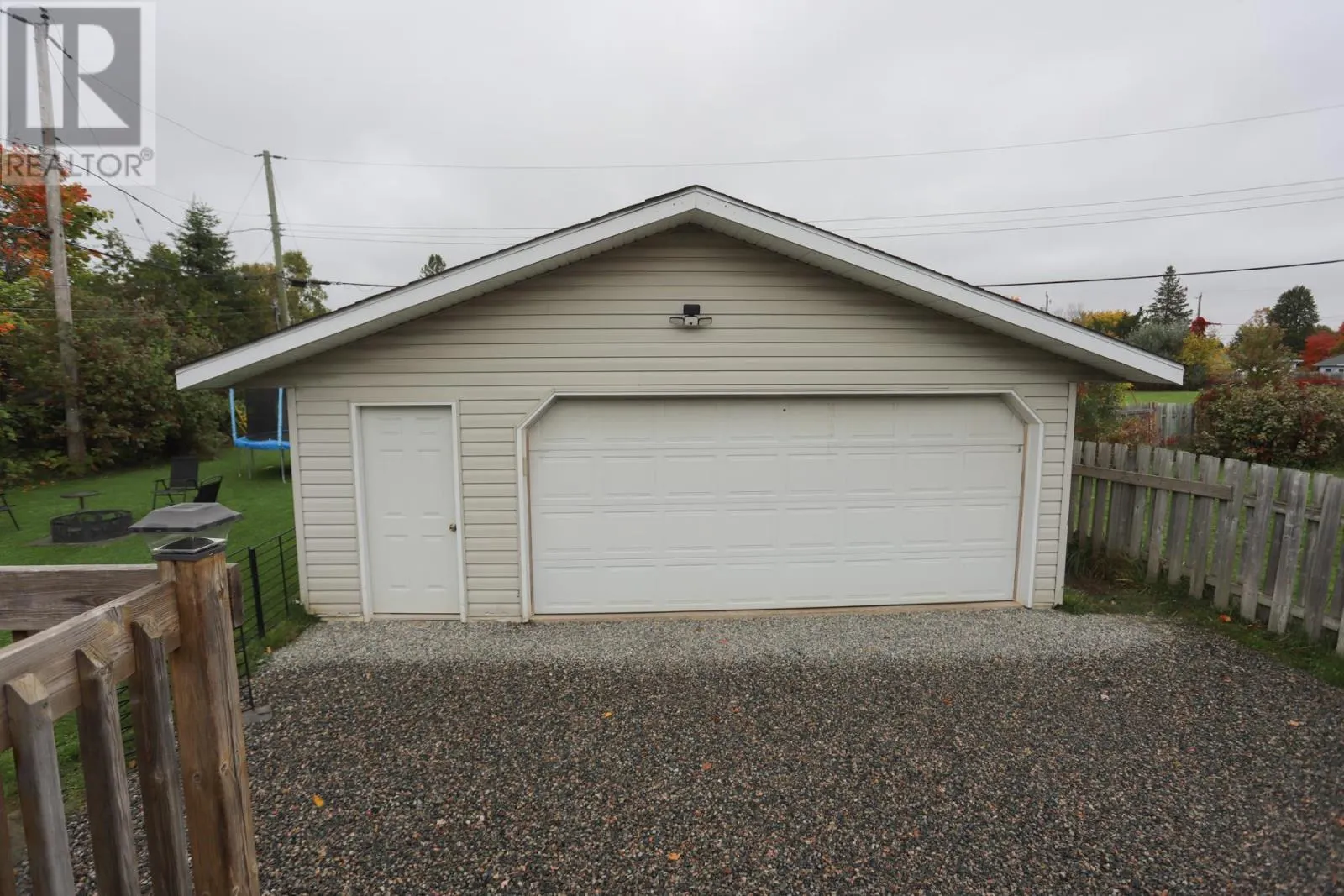 72 Irwin AVE