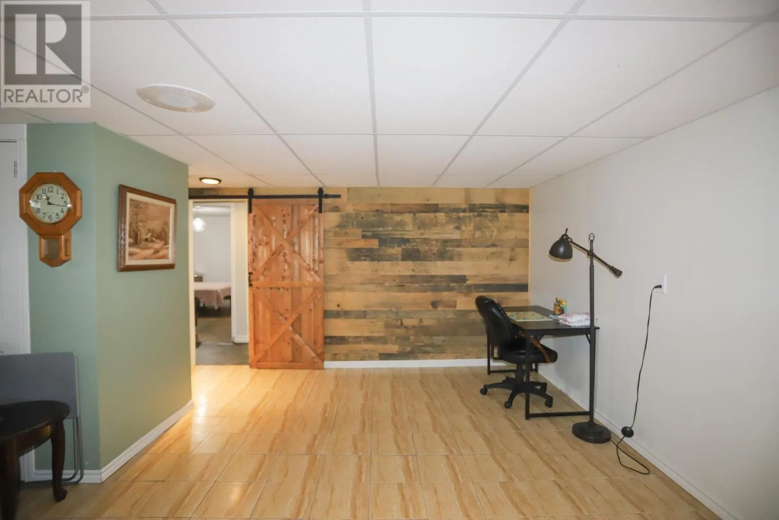 72 Irwin AVE