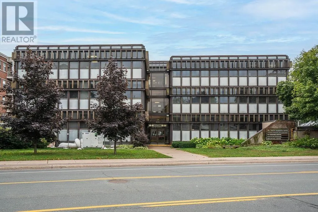955 Queen Street E # 125