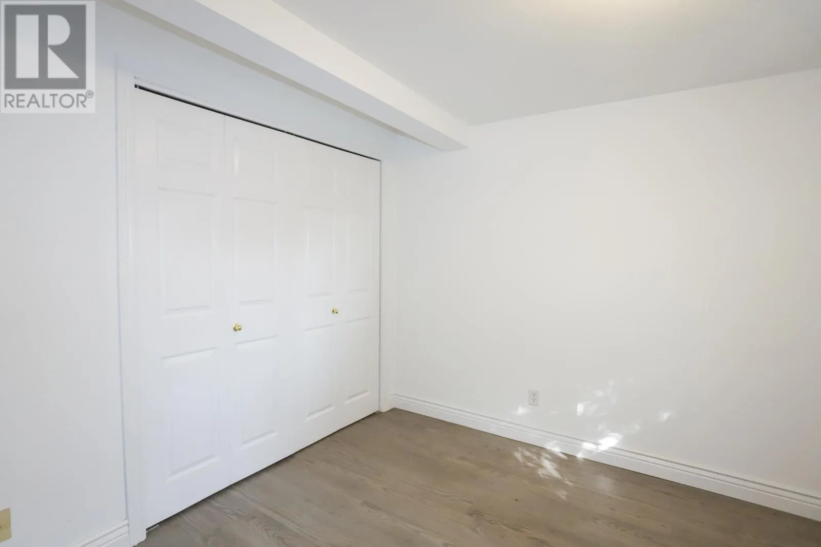 39 Hawthorne AVE