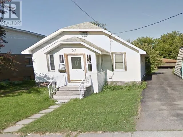 37 Algoma AVE