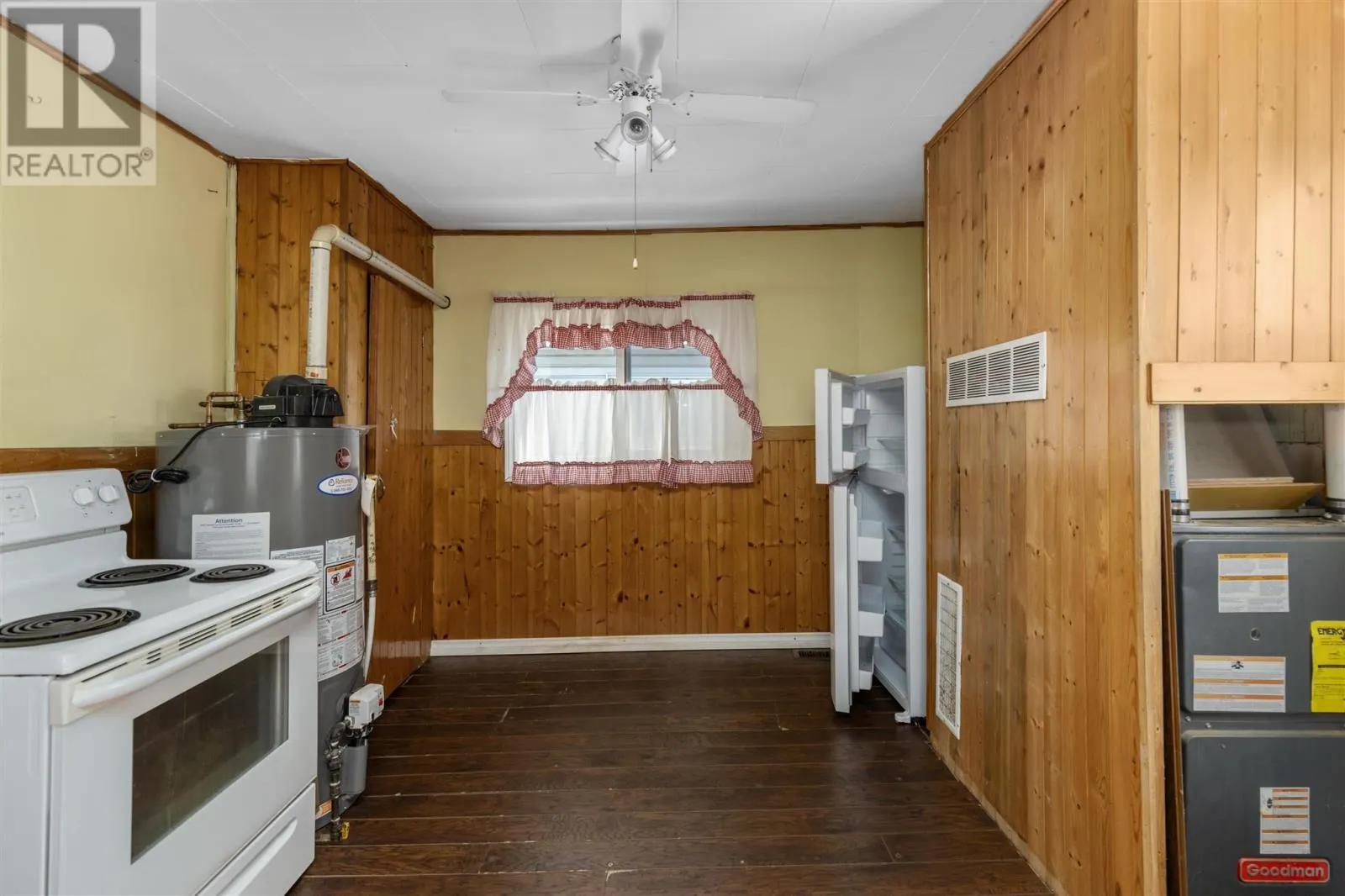 229 St. George's AVE