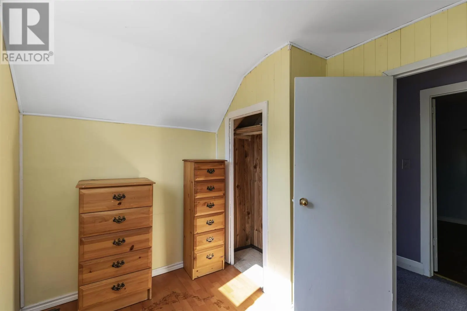 229 St. George's AVE