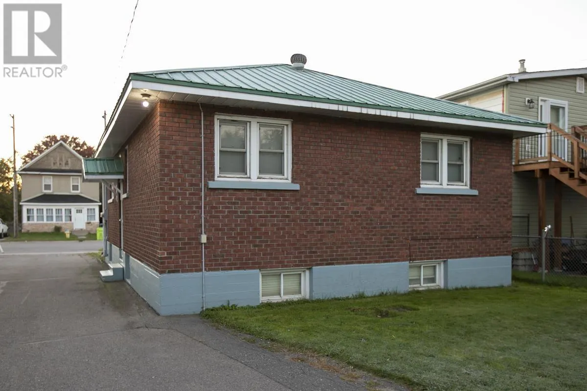 267 John ST