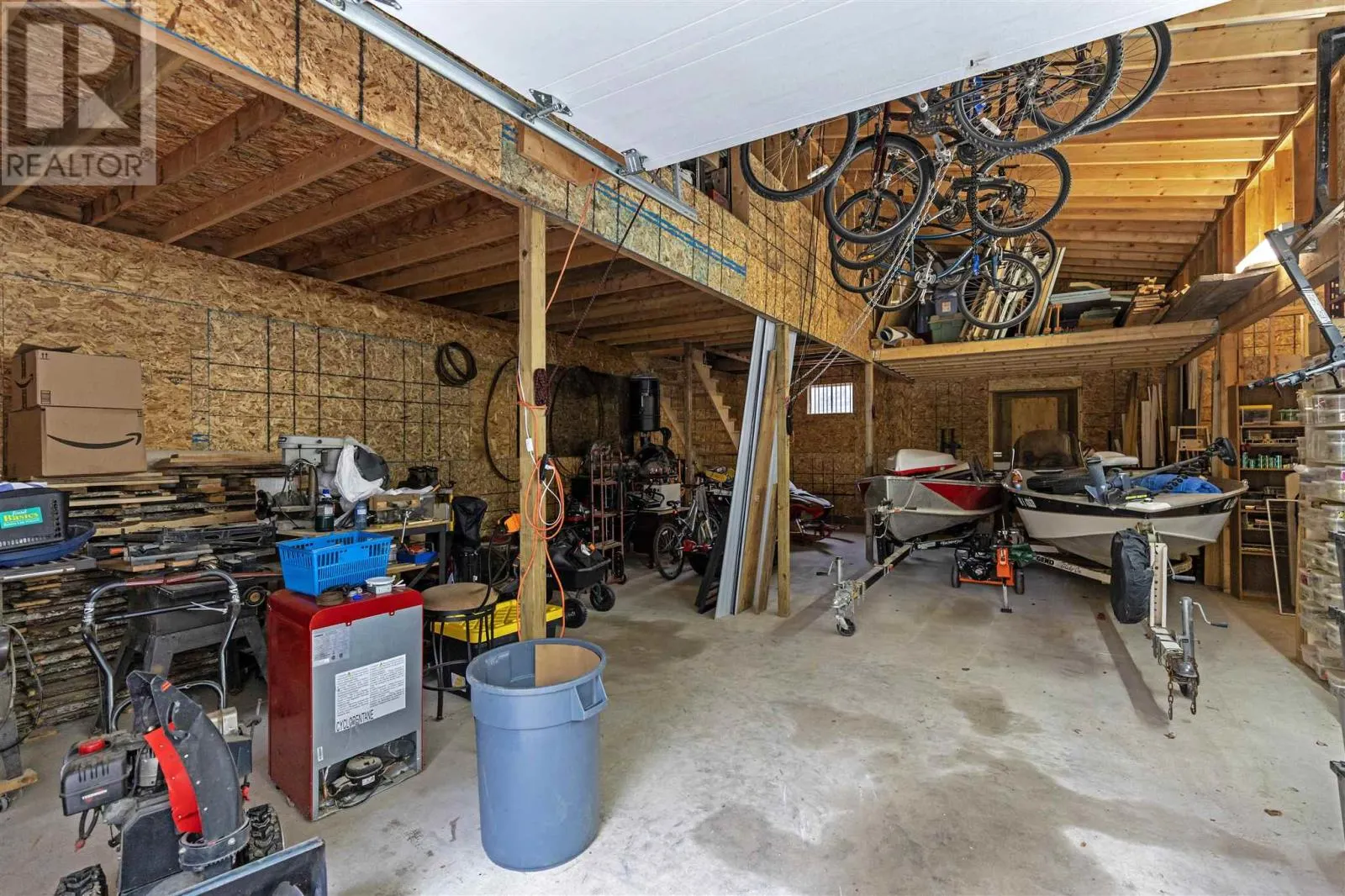 33 Pine Shores RD