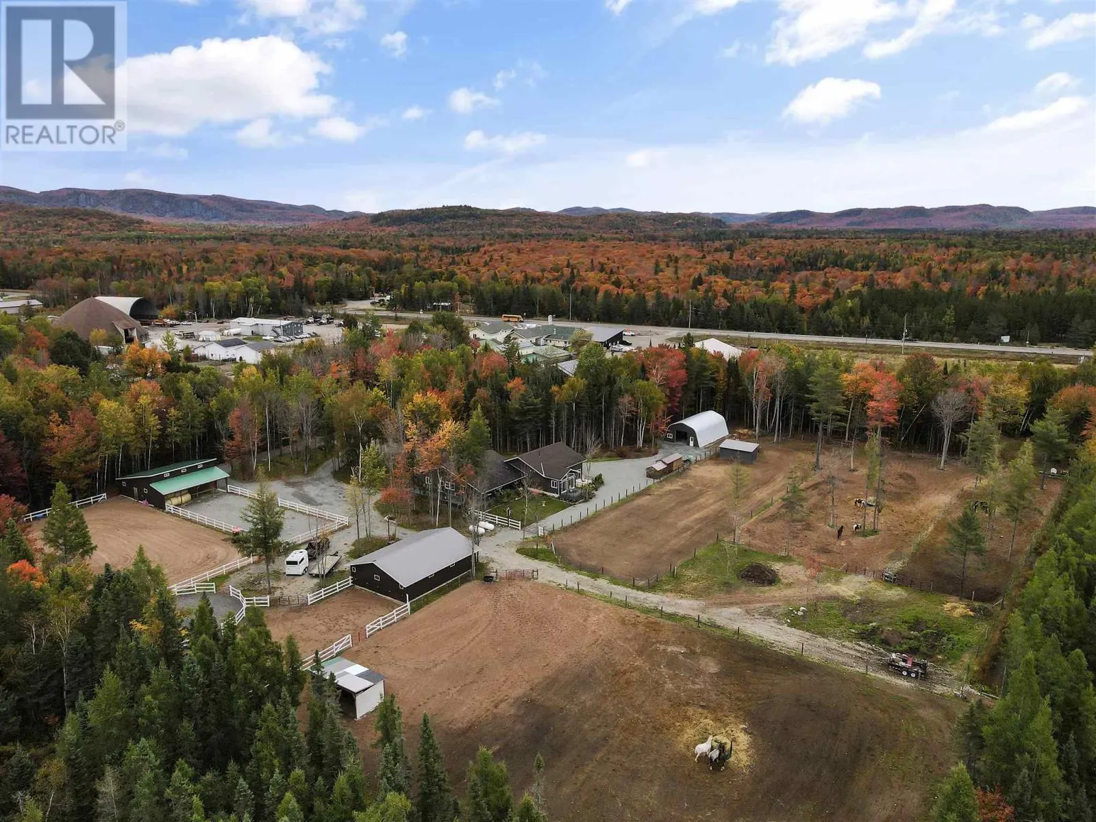 33 Pine Shores RD