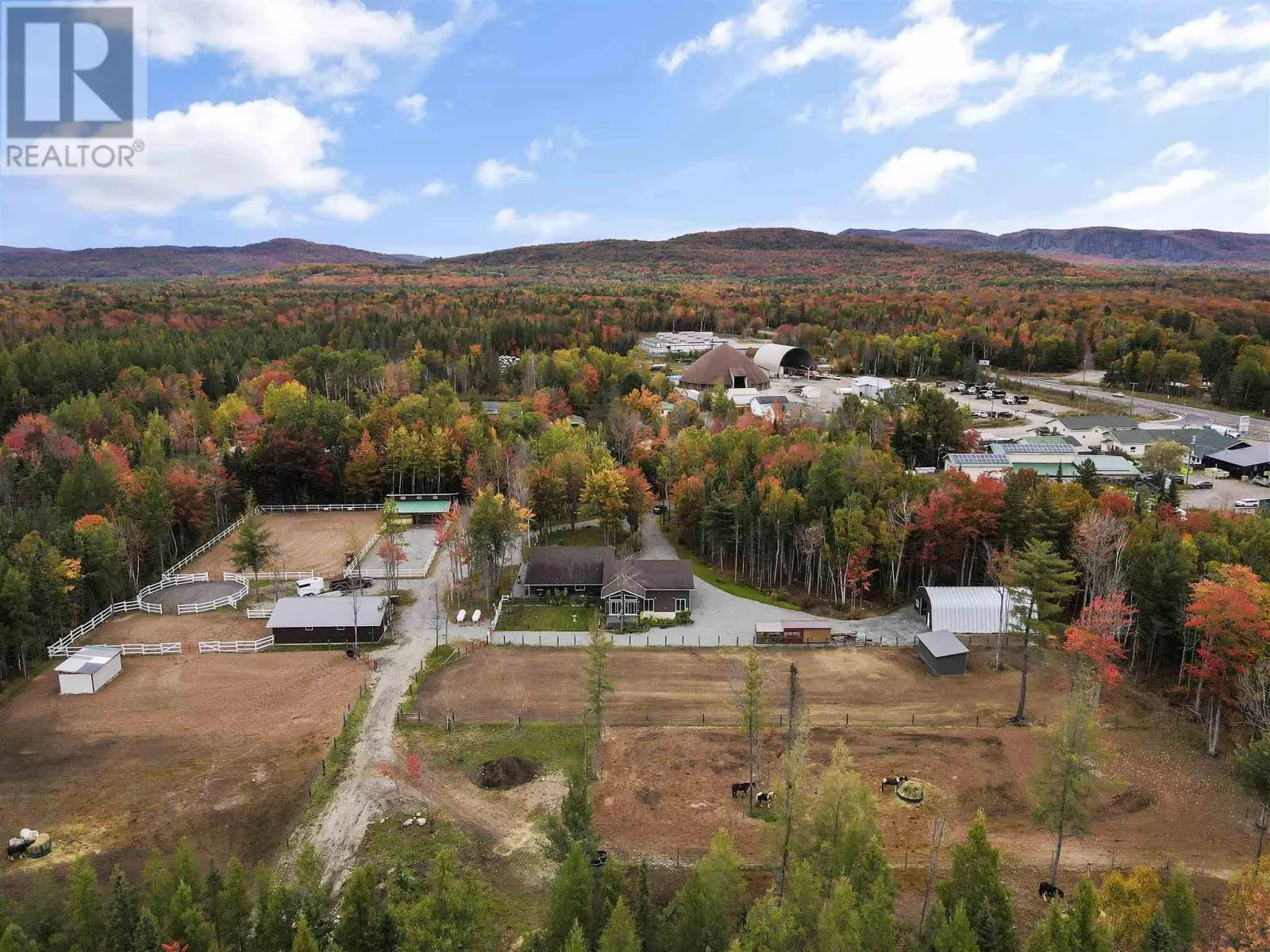 33 Pine Shores RD