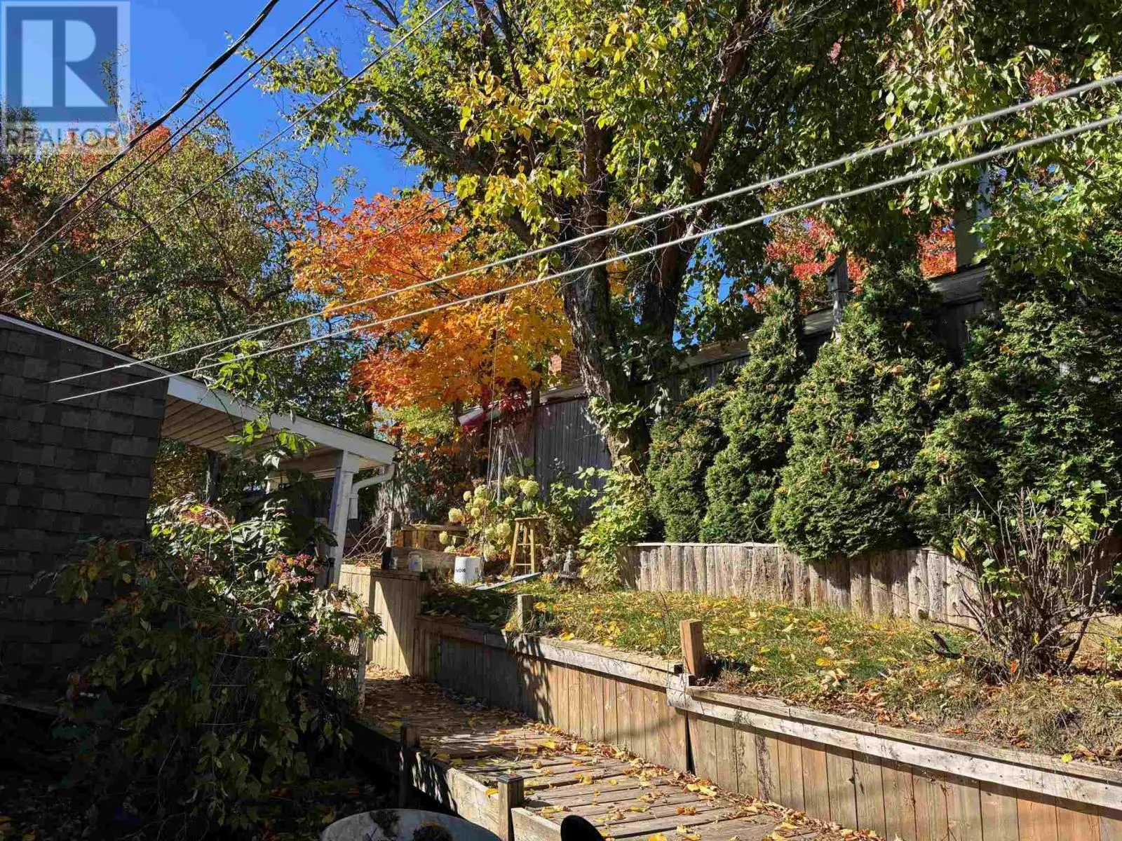 30 Denison RD