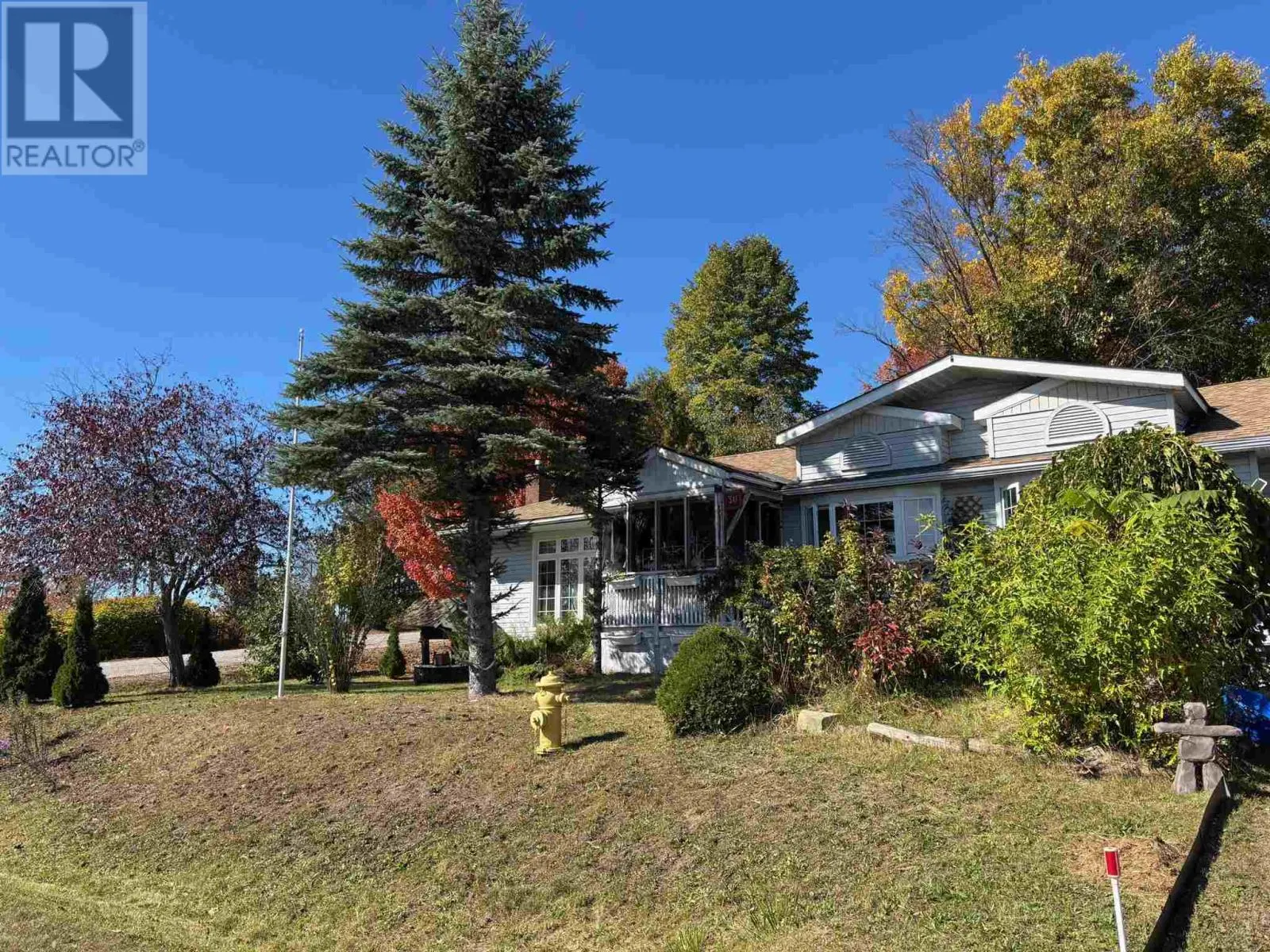 30 Denison RD