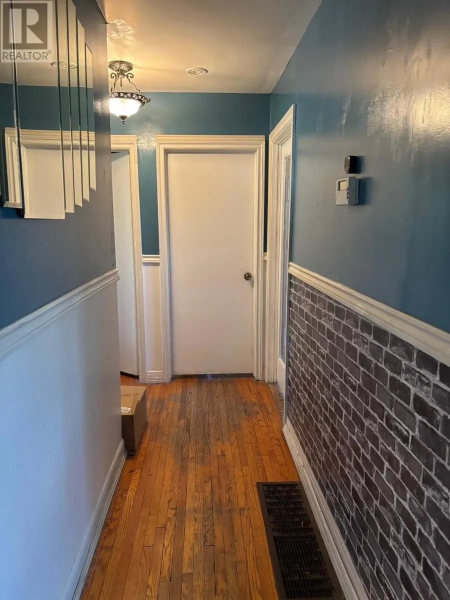30 Denison RD