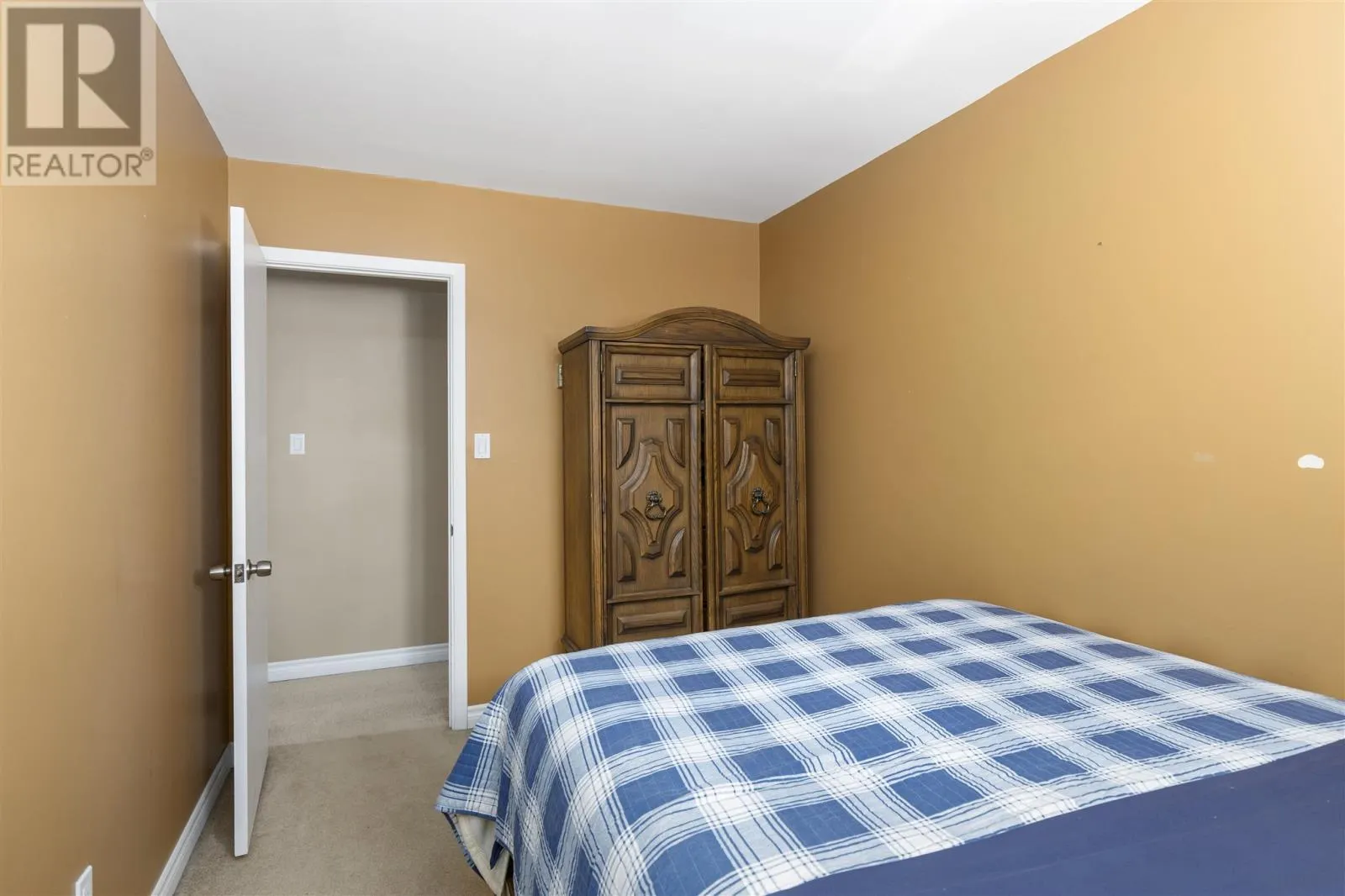 9 Creery AVE