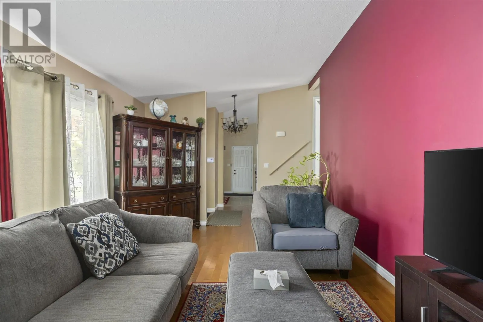 9 Creery AVE
