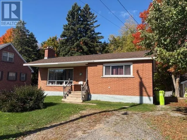 55 Knox AVE