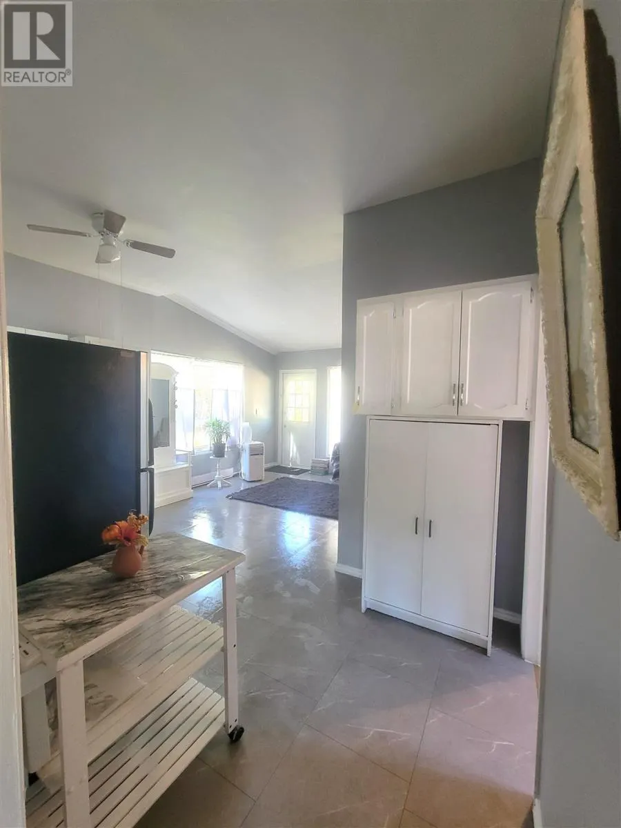 328 Mission RD