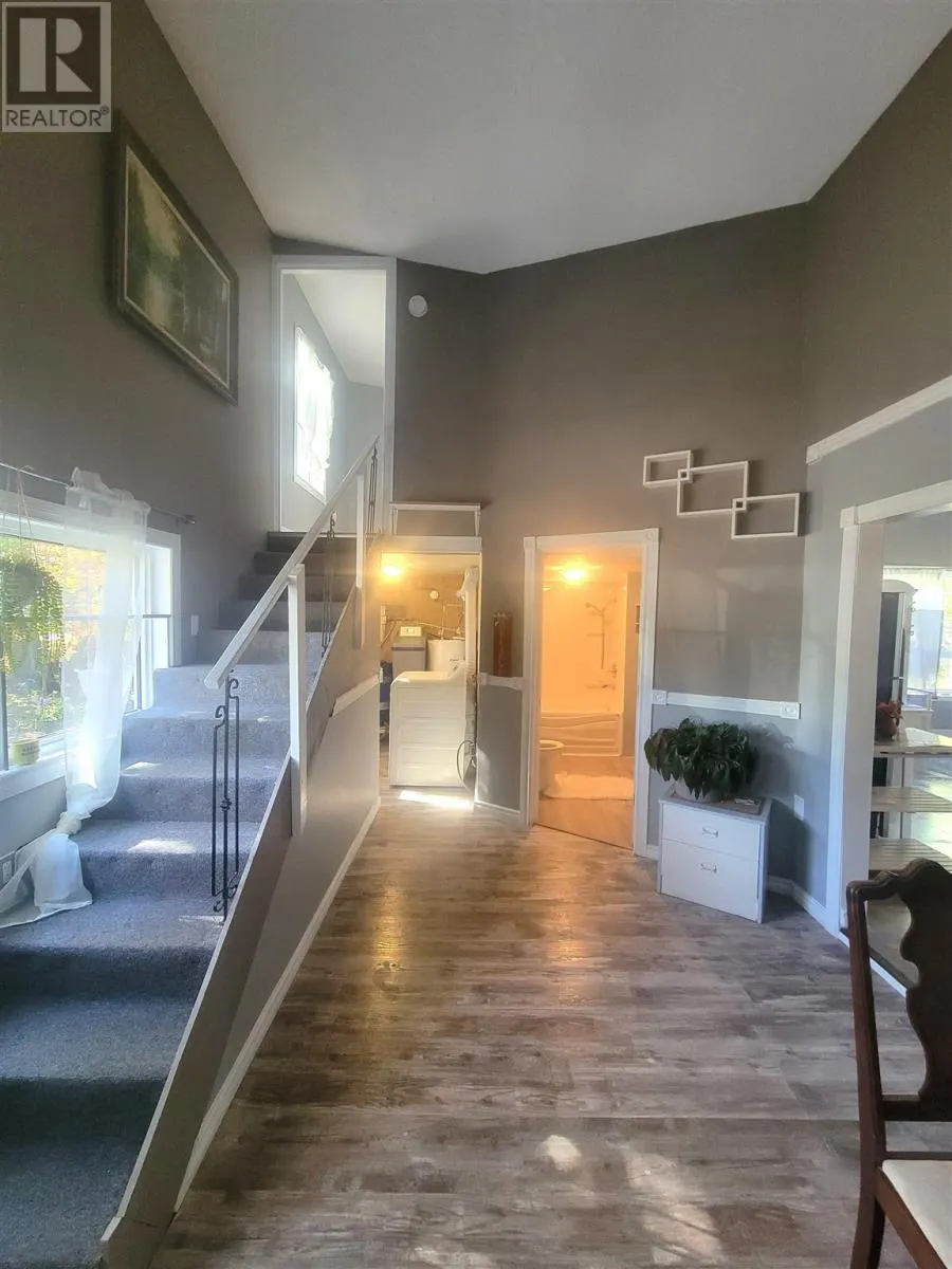 328 Mission RD