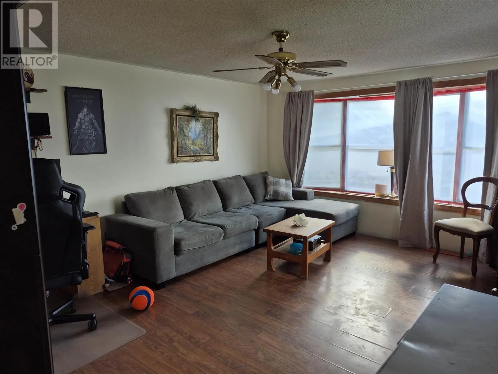 5 Willa DR