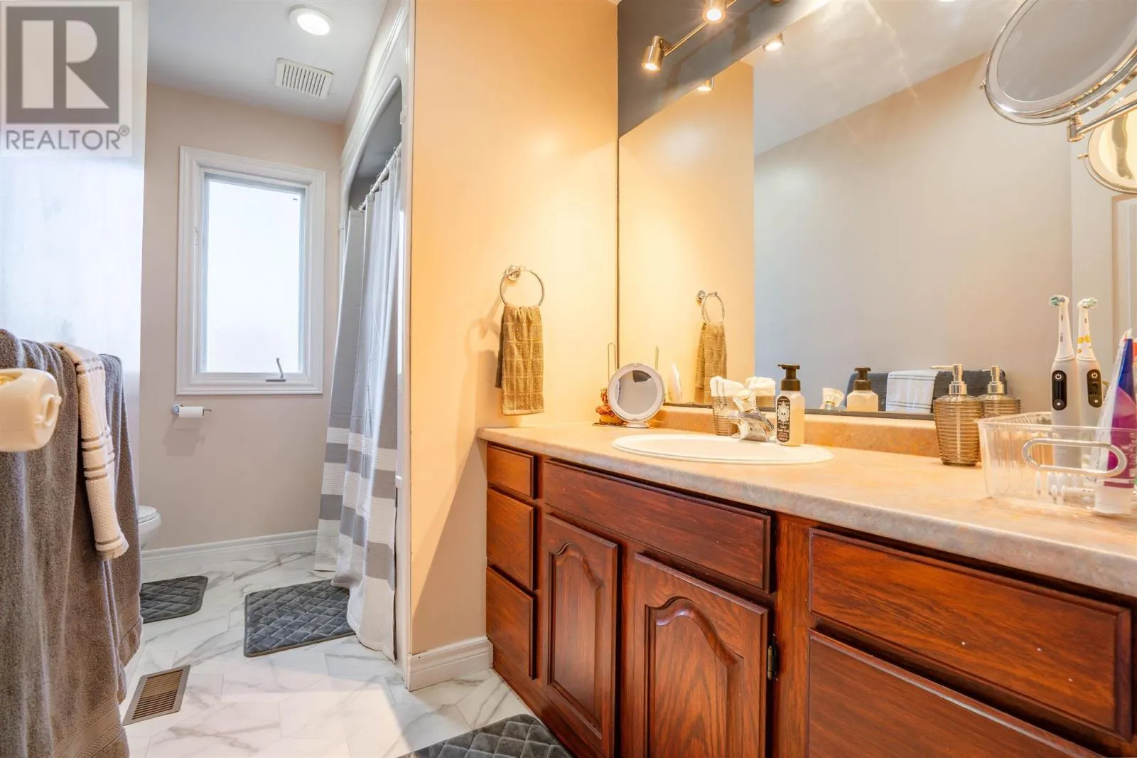 187 Promenade DR