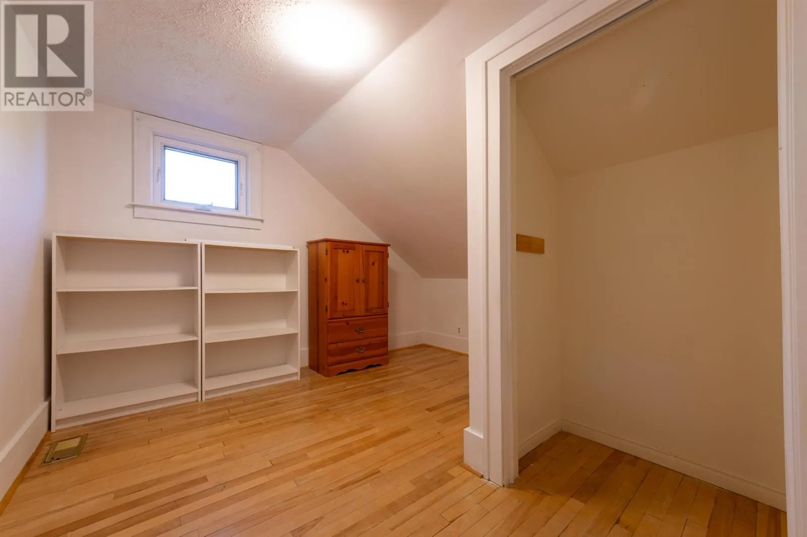 157 East Balfour ST