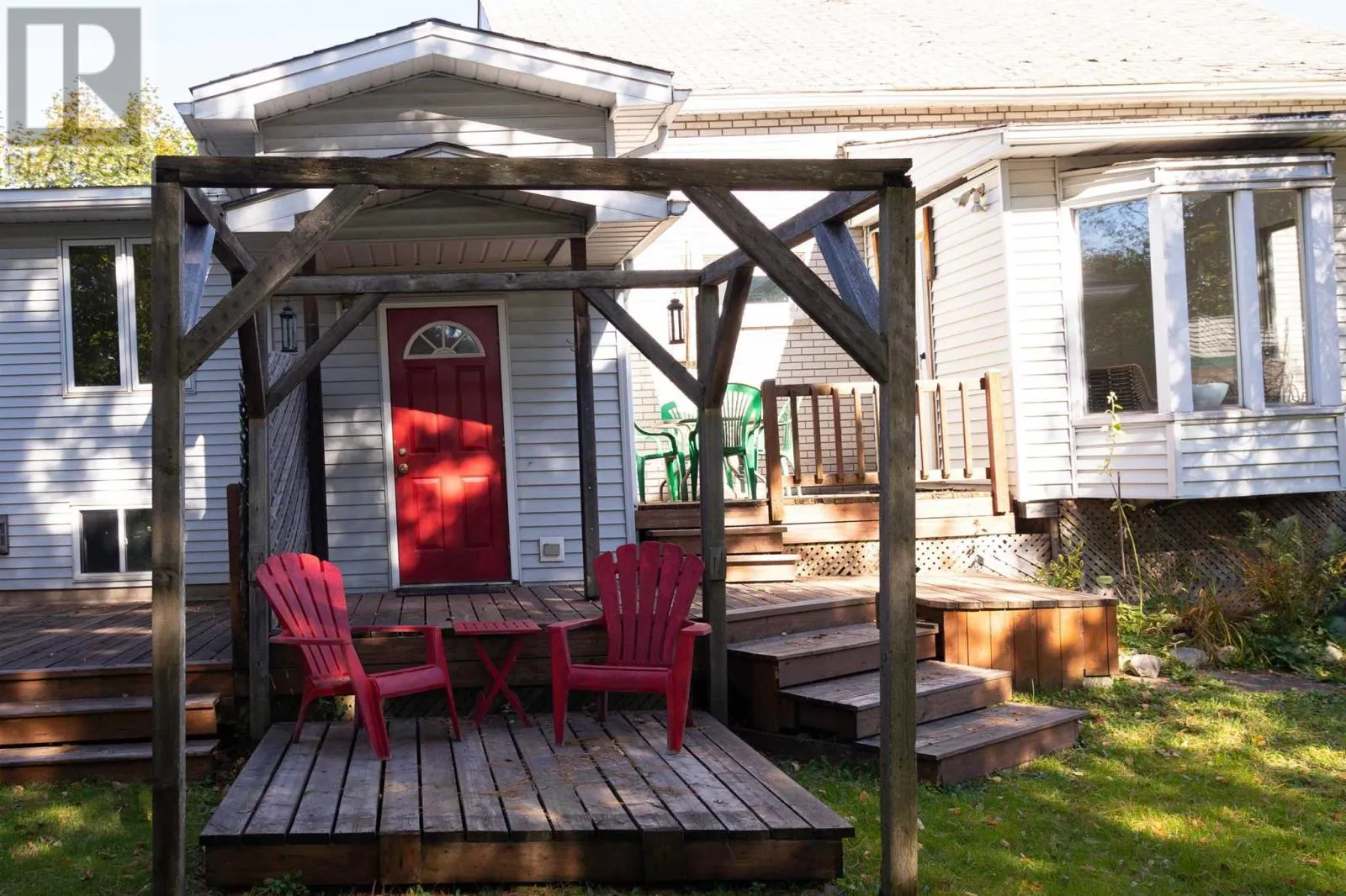 157 East Balfour ST
