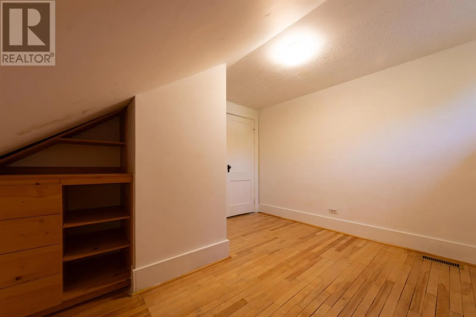 157 East Balfour ST