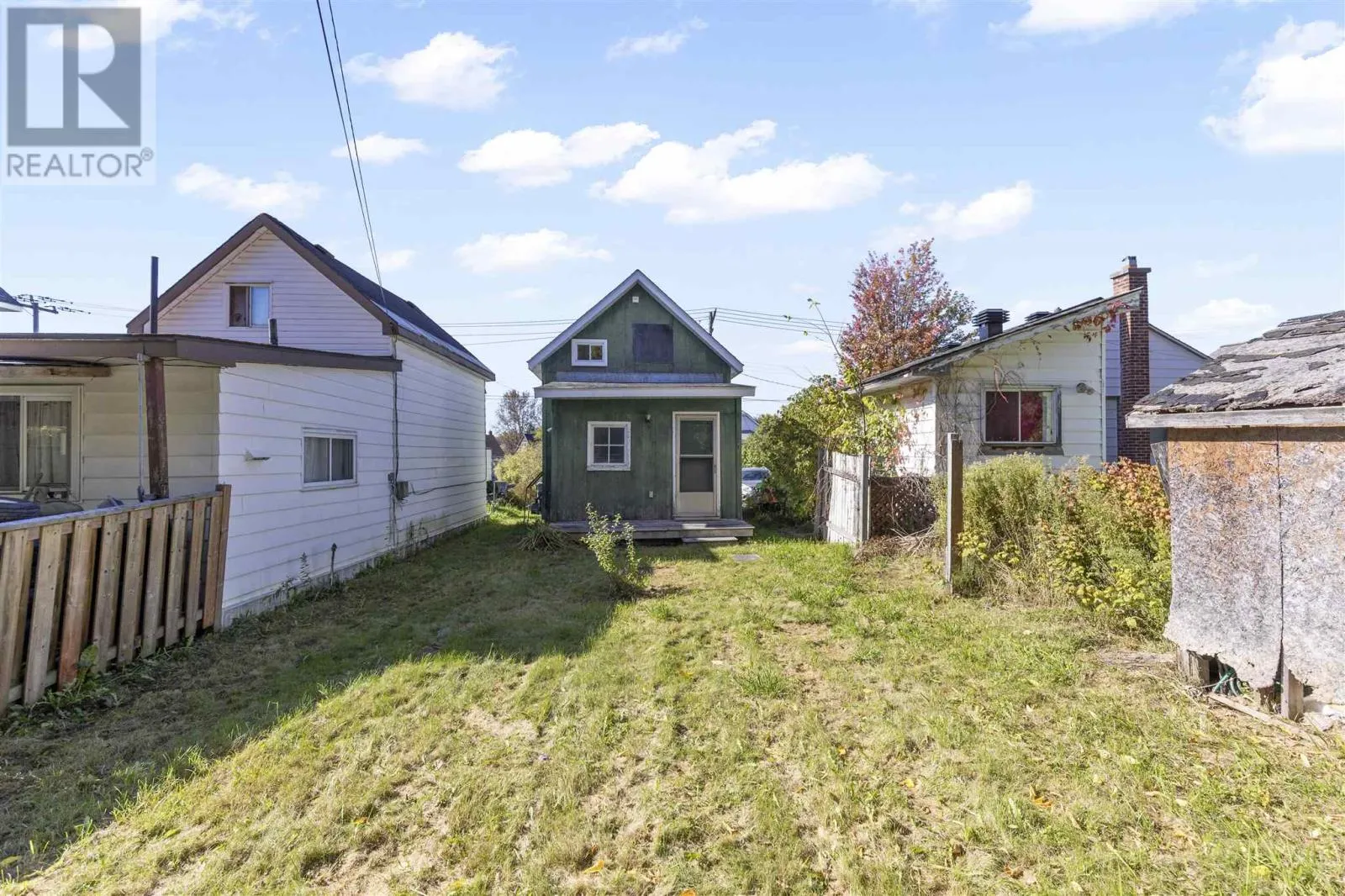 28 Spruce ST