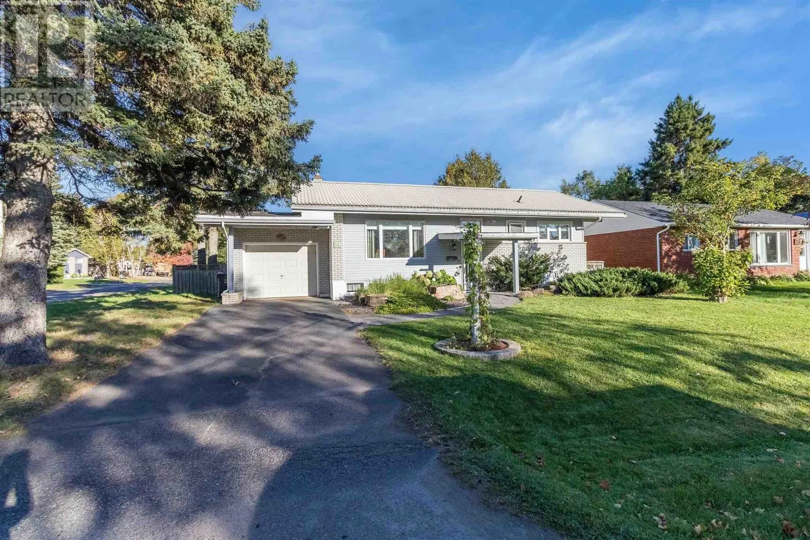 31 West Braemar BAY