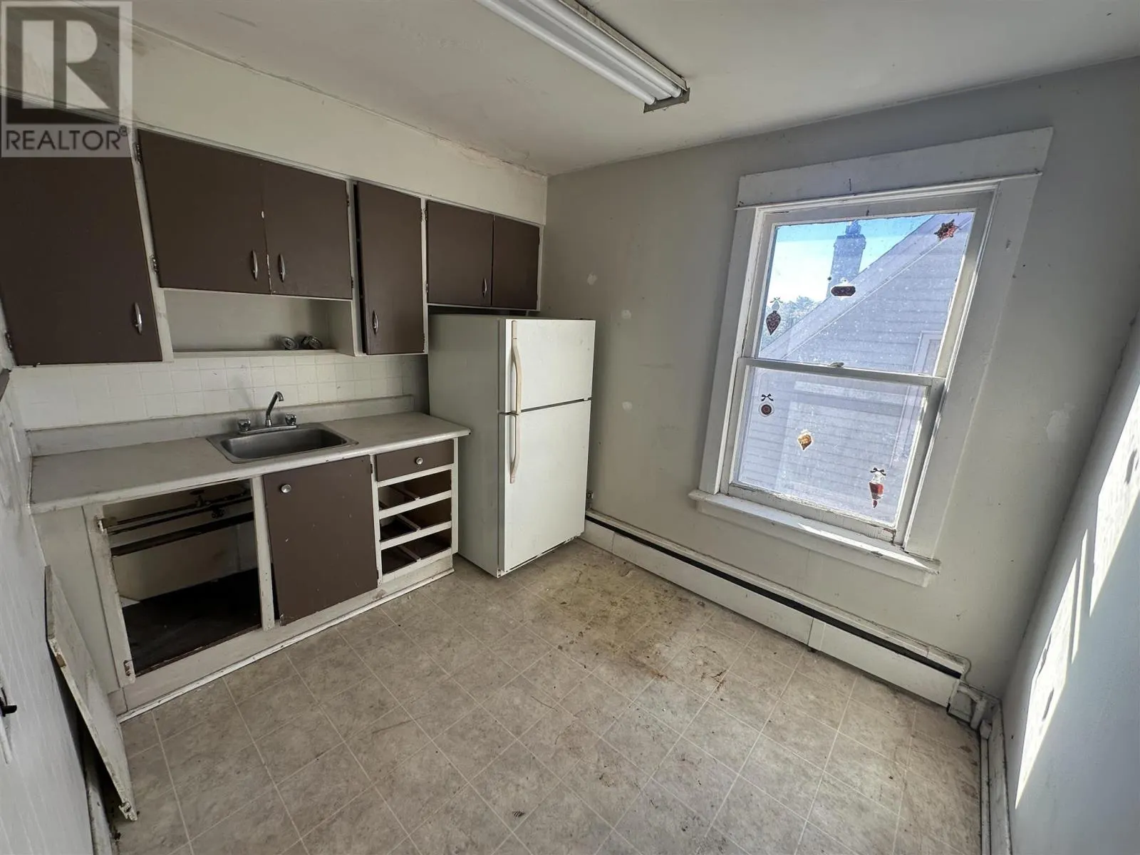 266 John ST