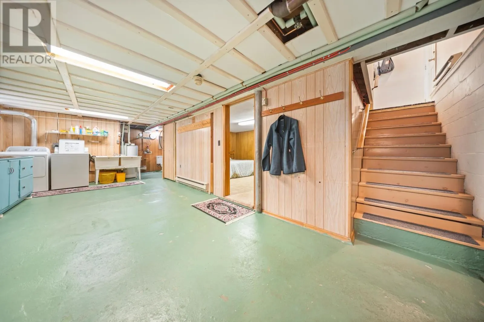 34 Elliott RD
