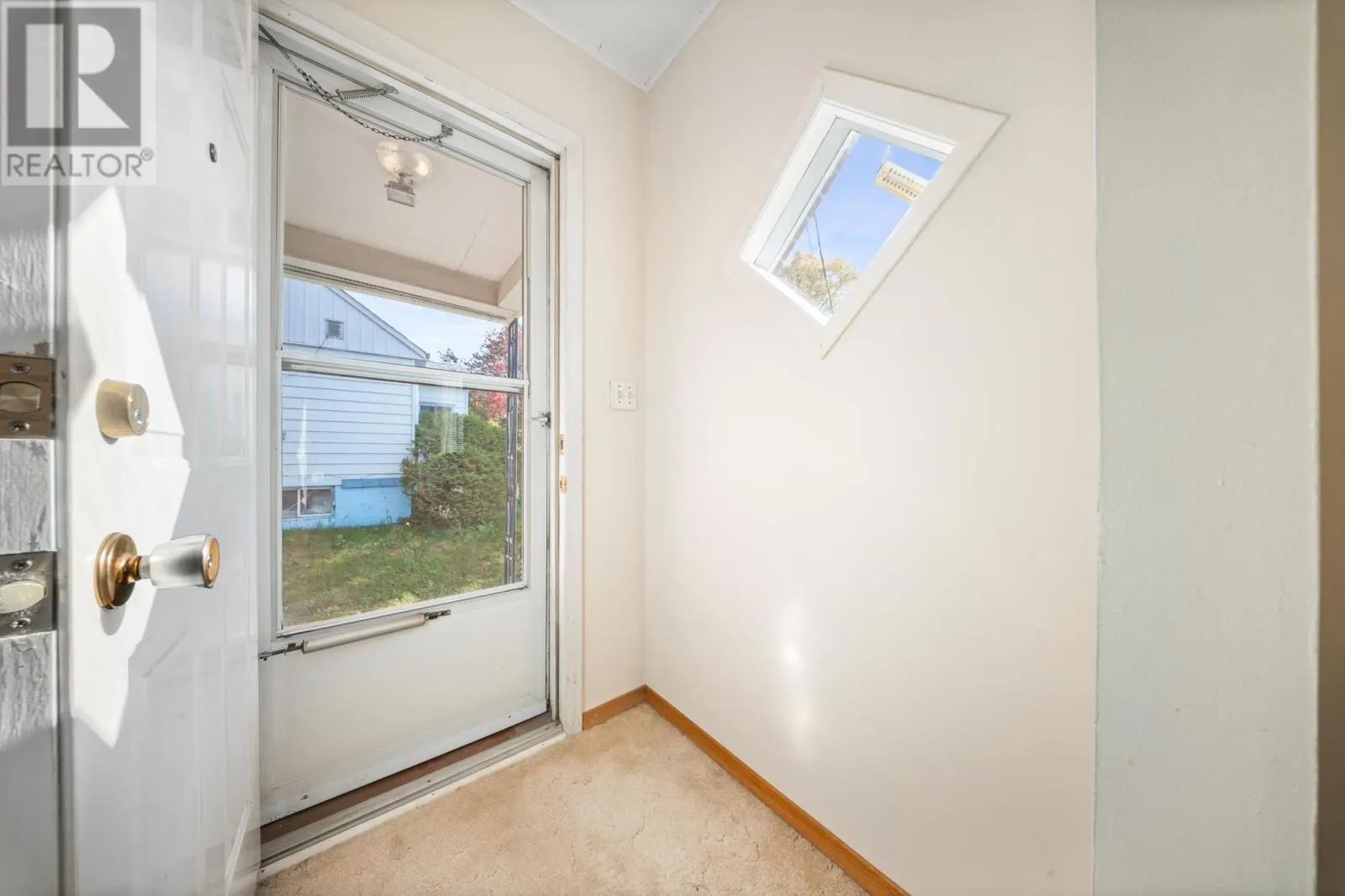 34 Elliott RD