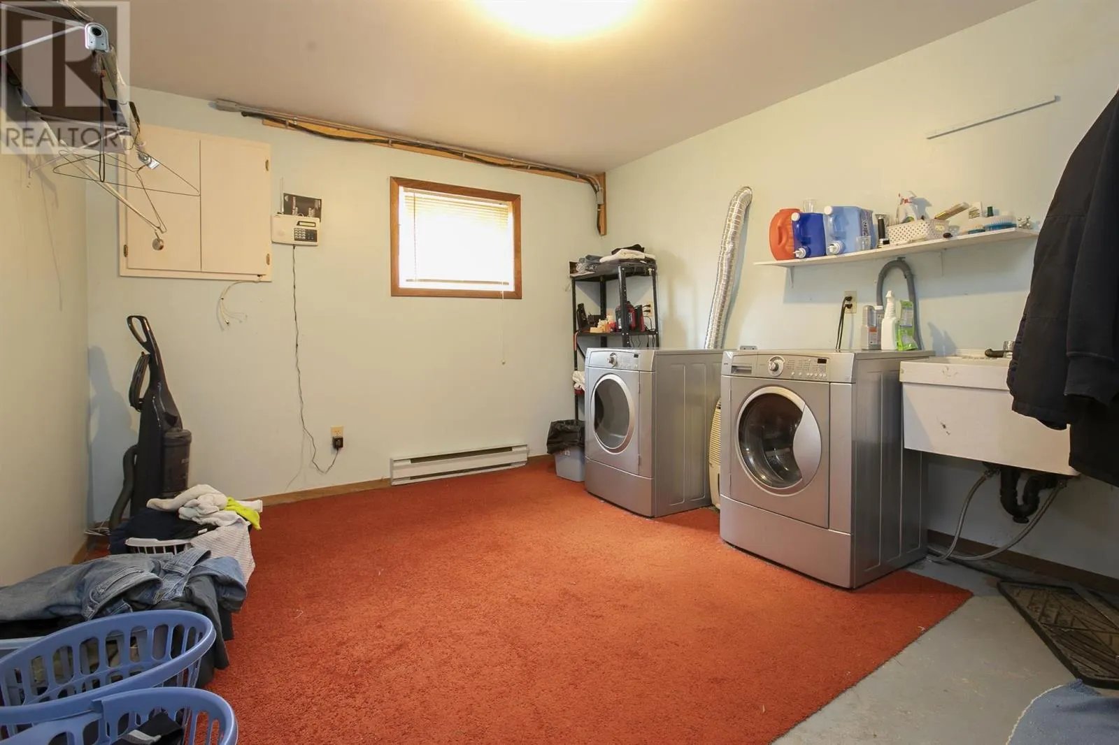90 Taskar DR