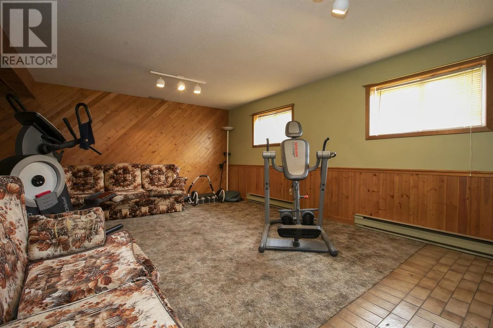 90 Taskar DR