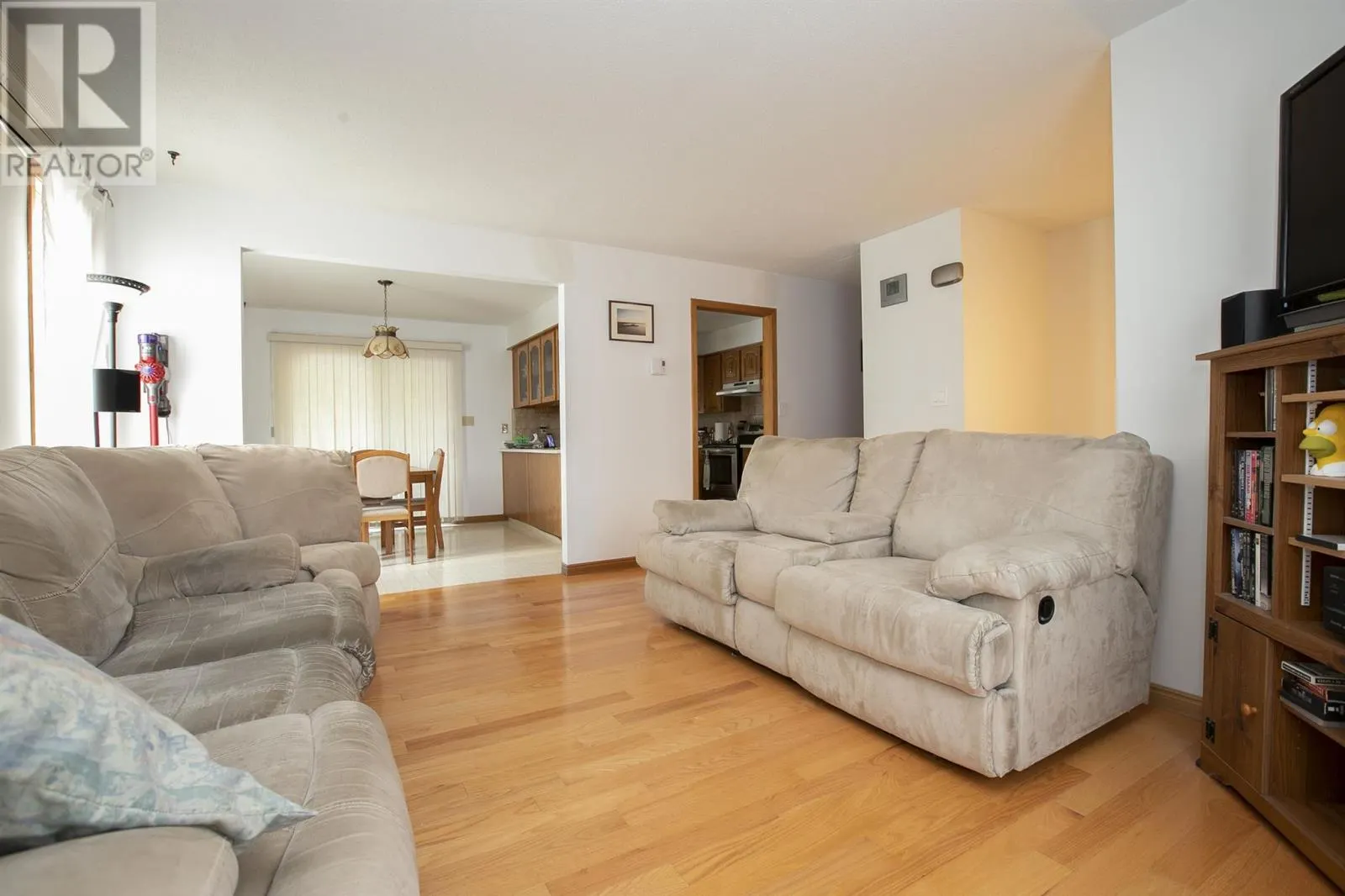 90 Taskar DR