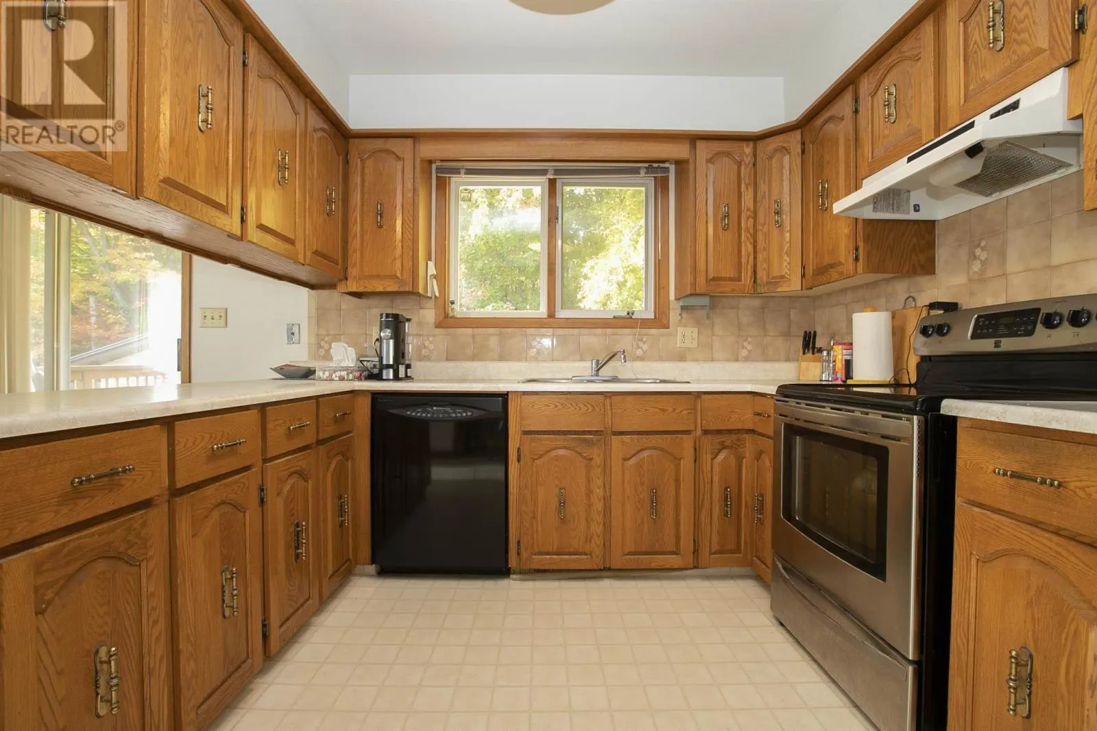 90 Taskar DR