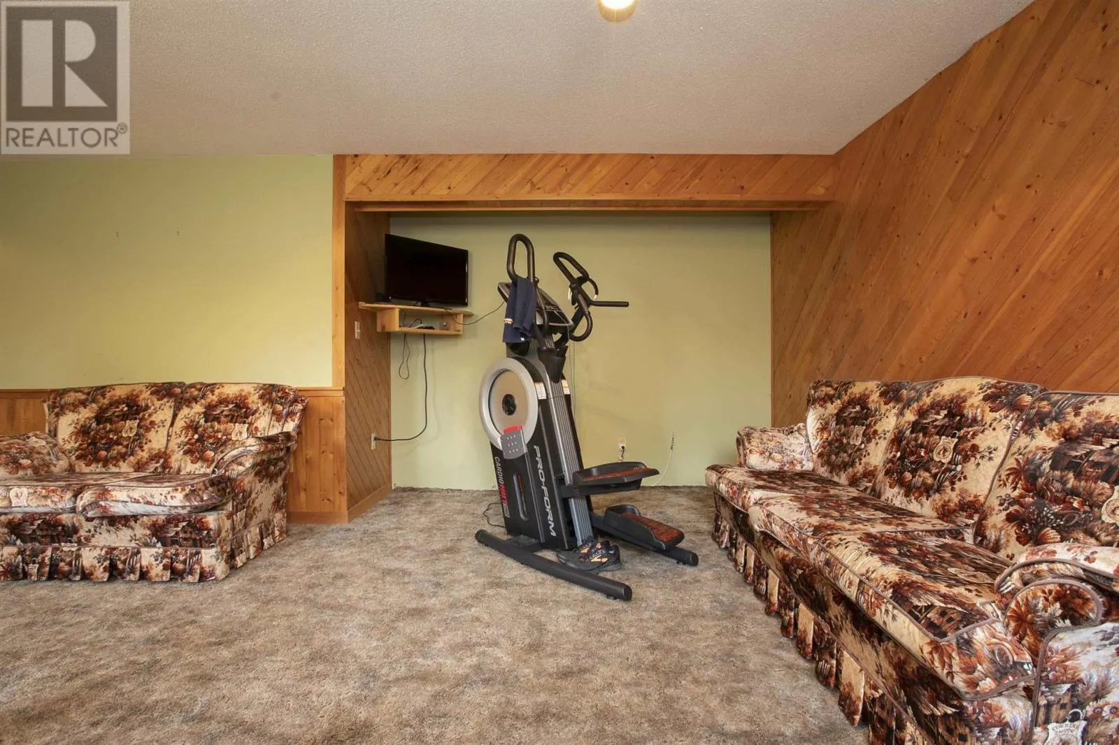 90 Taskar DR