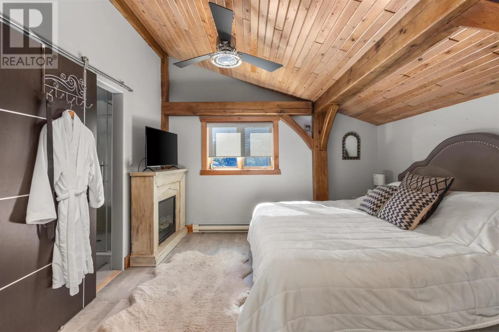 1479 10th Sideroad