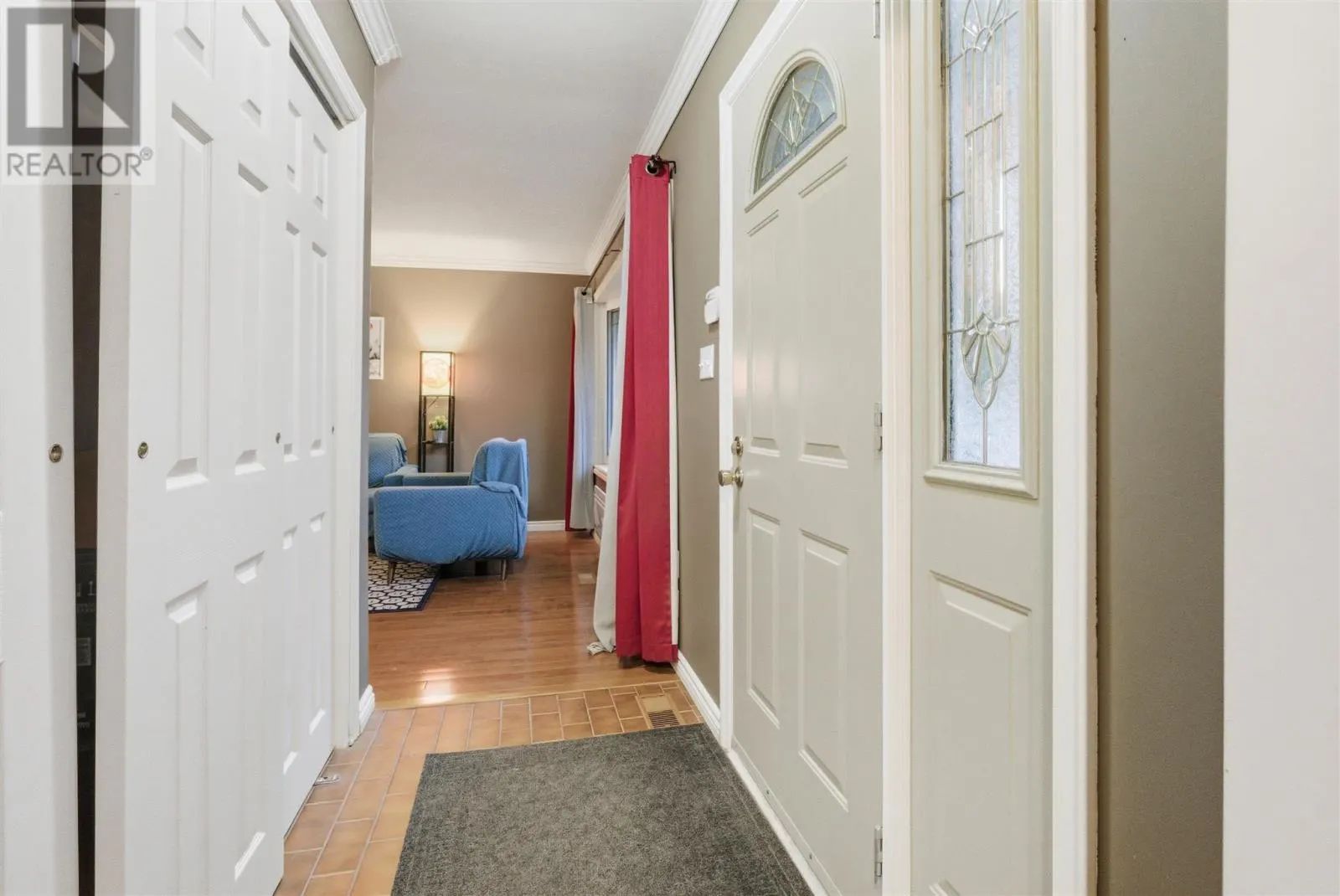 11 Creery AVE