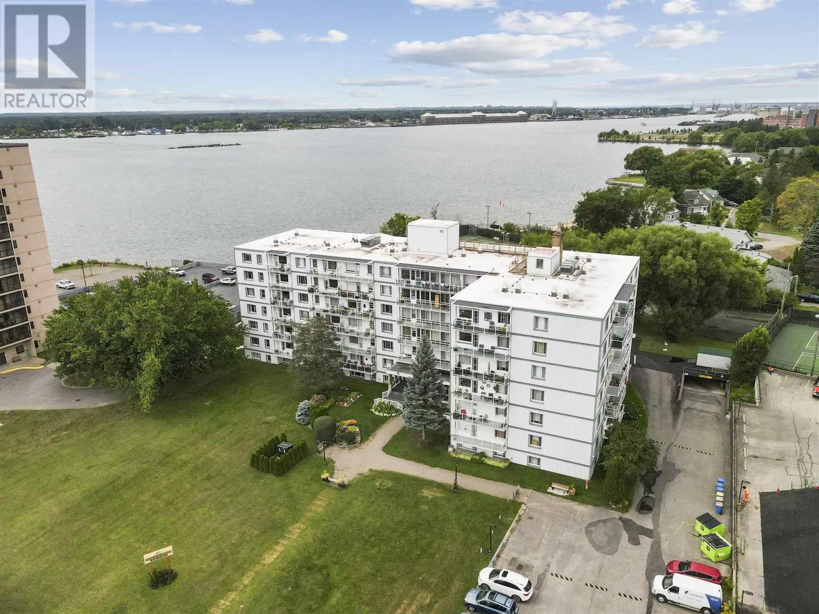 99 Pine ST # 5