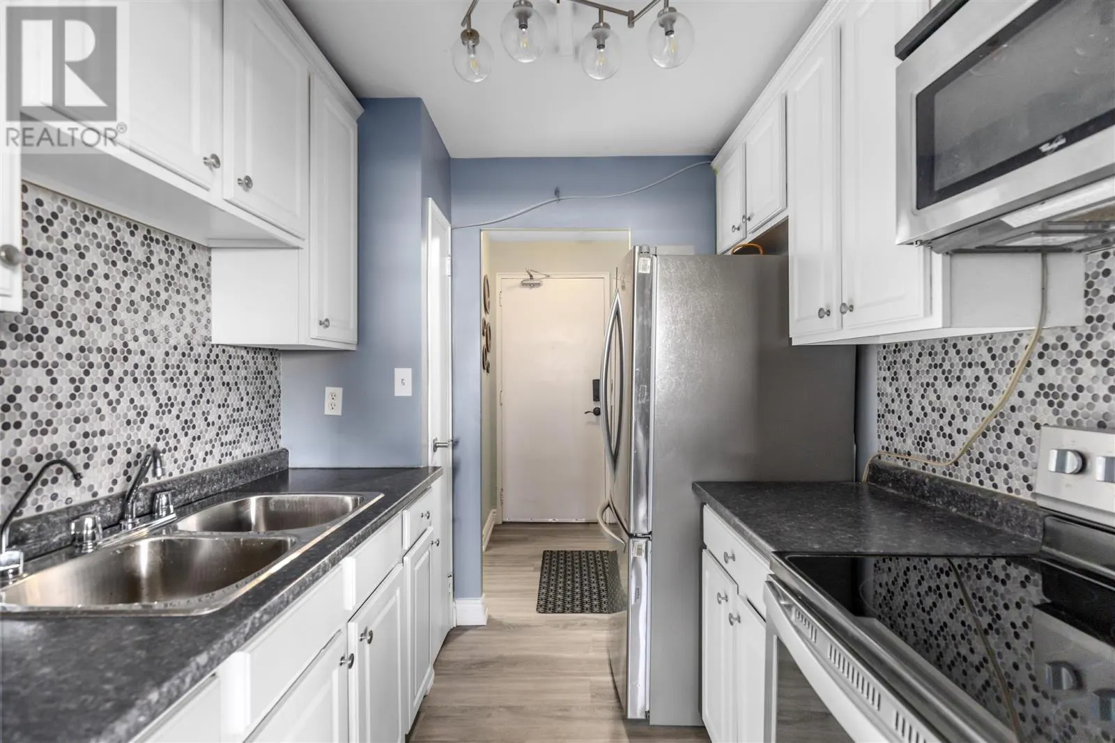 99 Pine ST # 5