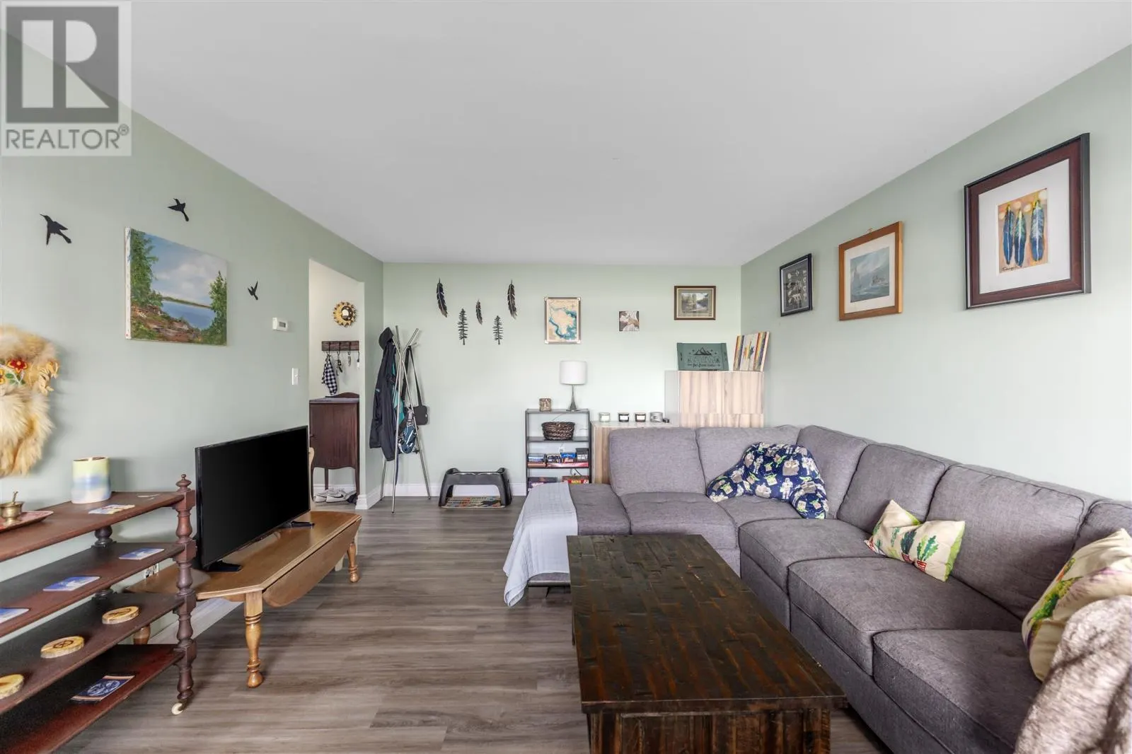 99 Pine ST # 5