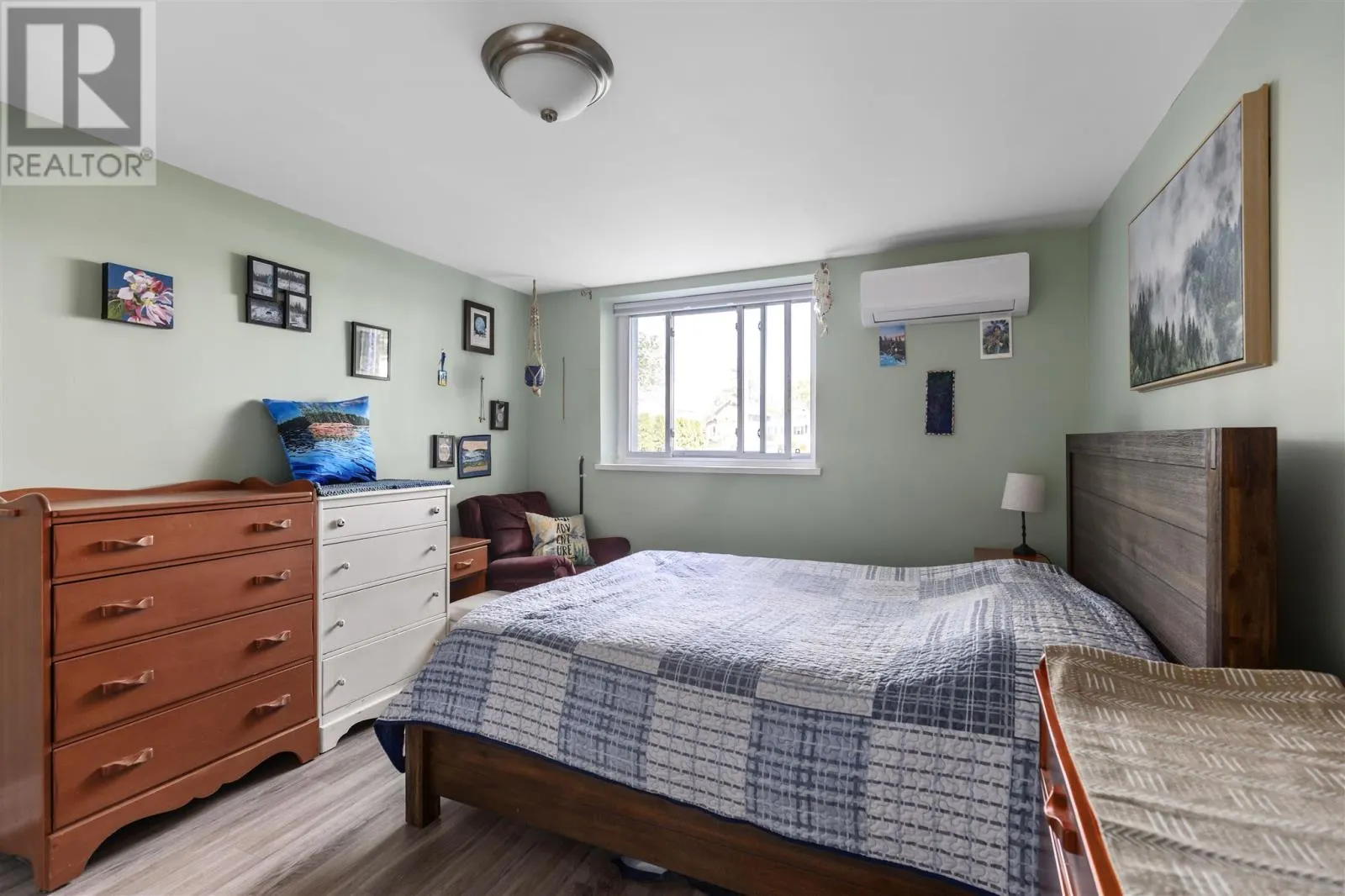 99 Pine ST # 5